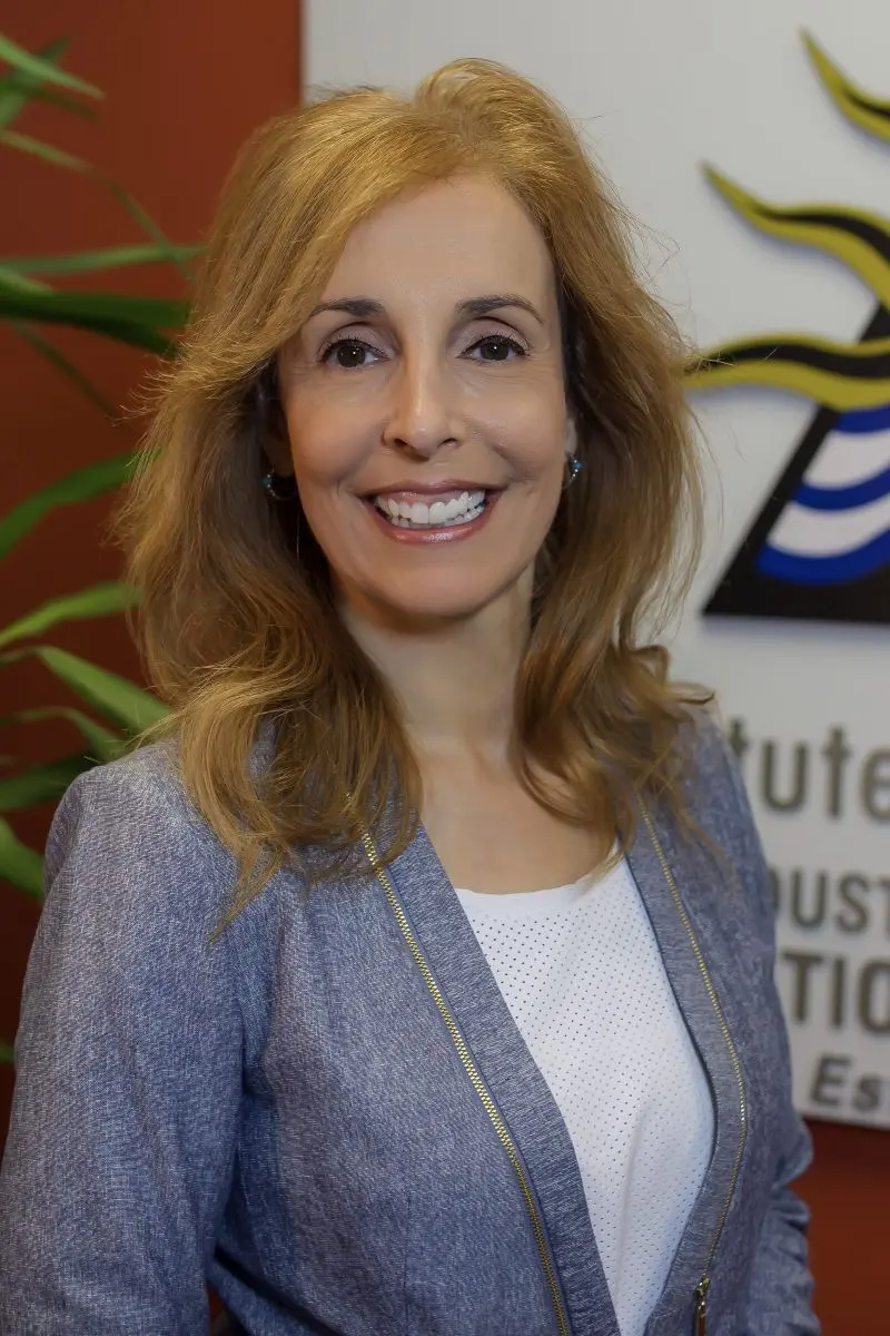 Elizabeth from the IHN's team
