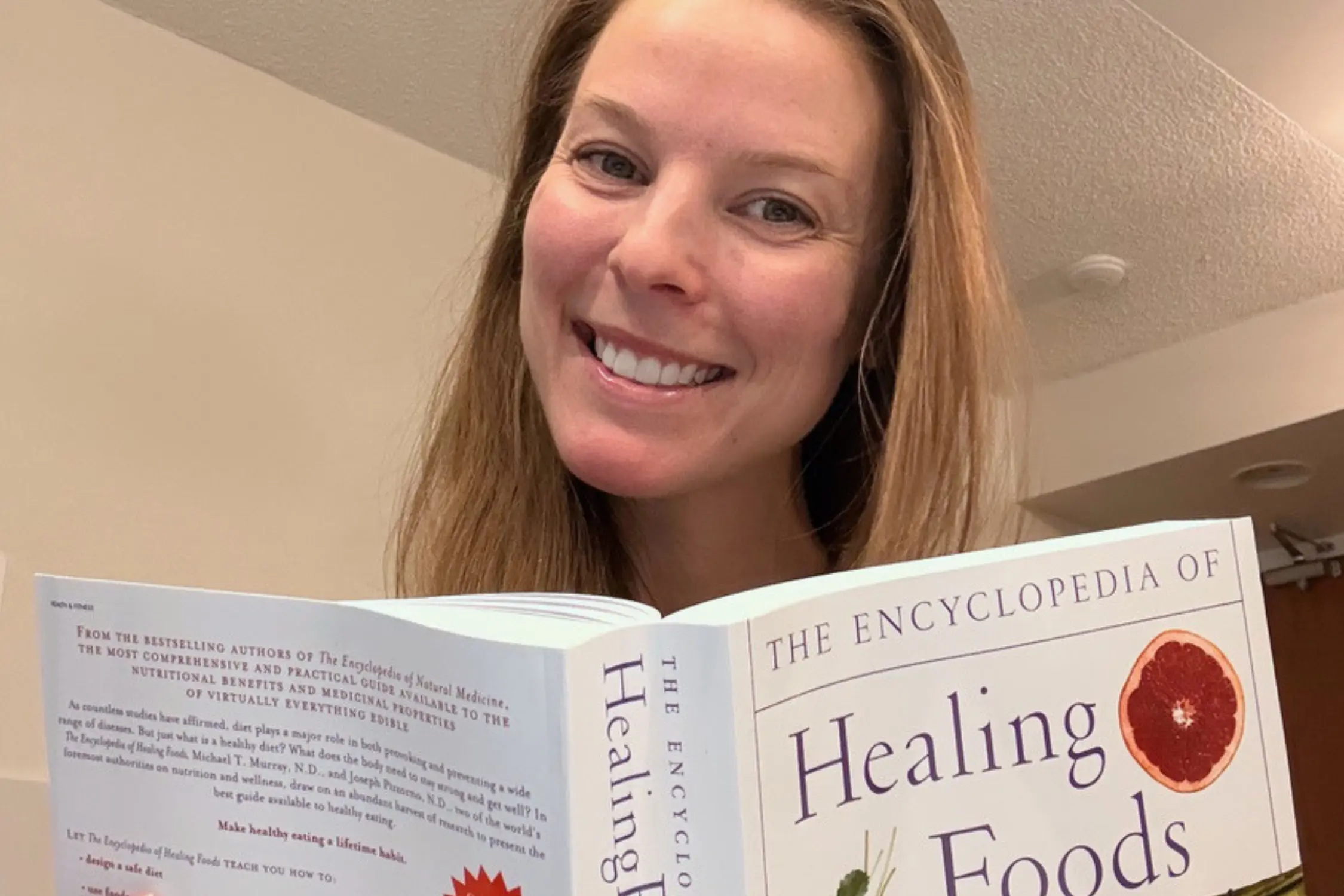 Ali Spizarsky discussing her journey through holistic nutrition education at the Institute of Holistic Nutrition